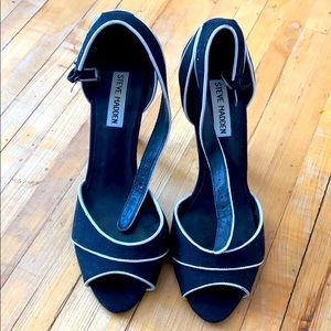 Steve Madden maryjane peep toe